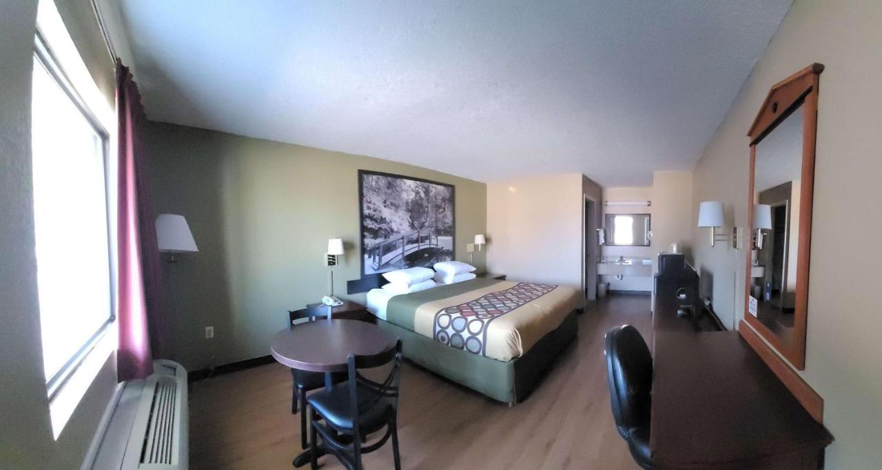 Super 8 By Wyndham Arkadelphia Caddo Valley Area Exteriér fotografie