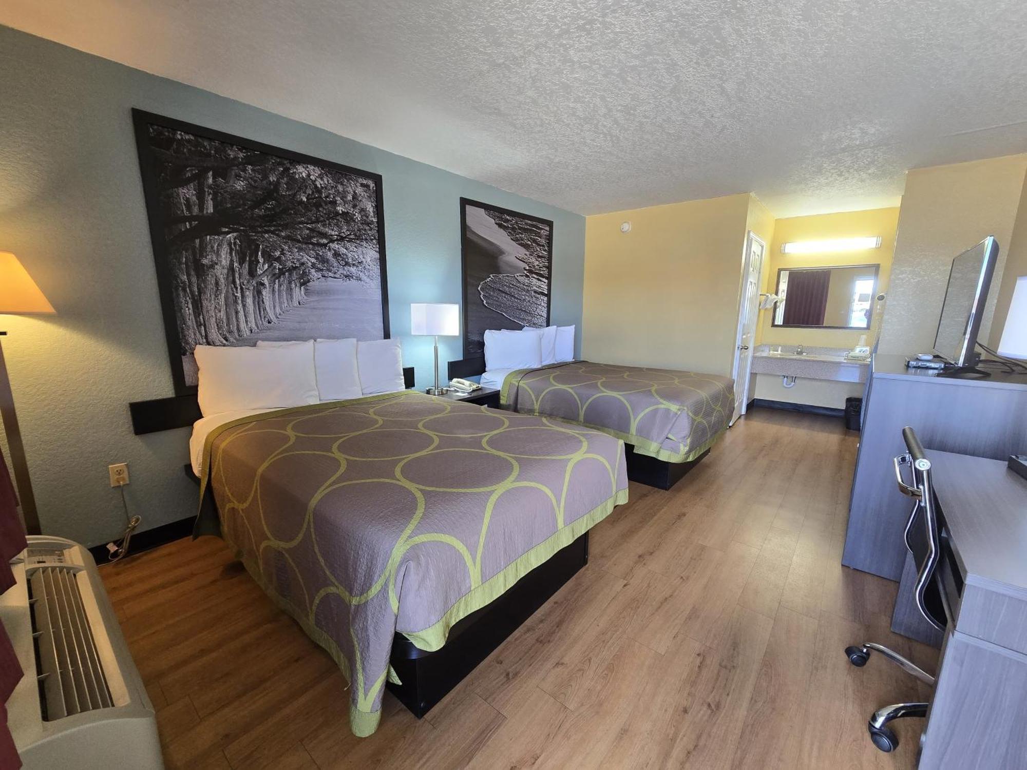 Super 8 By Wyndham Arkadelphia Caddo Valley Area Exteriér fotografie